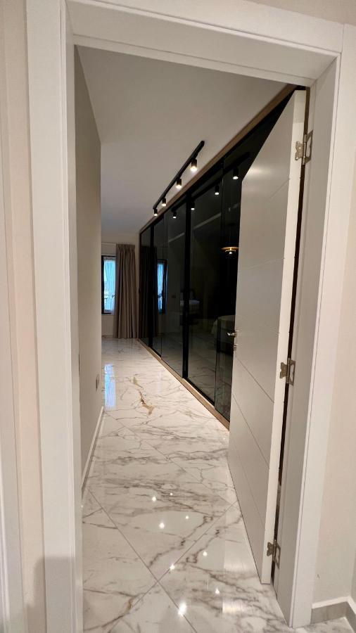 Zeus Tirana Suite Deluxe Eksteriør bilde