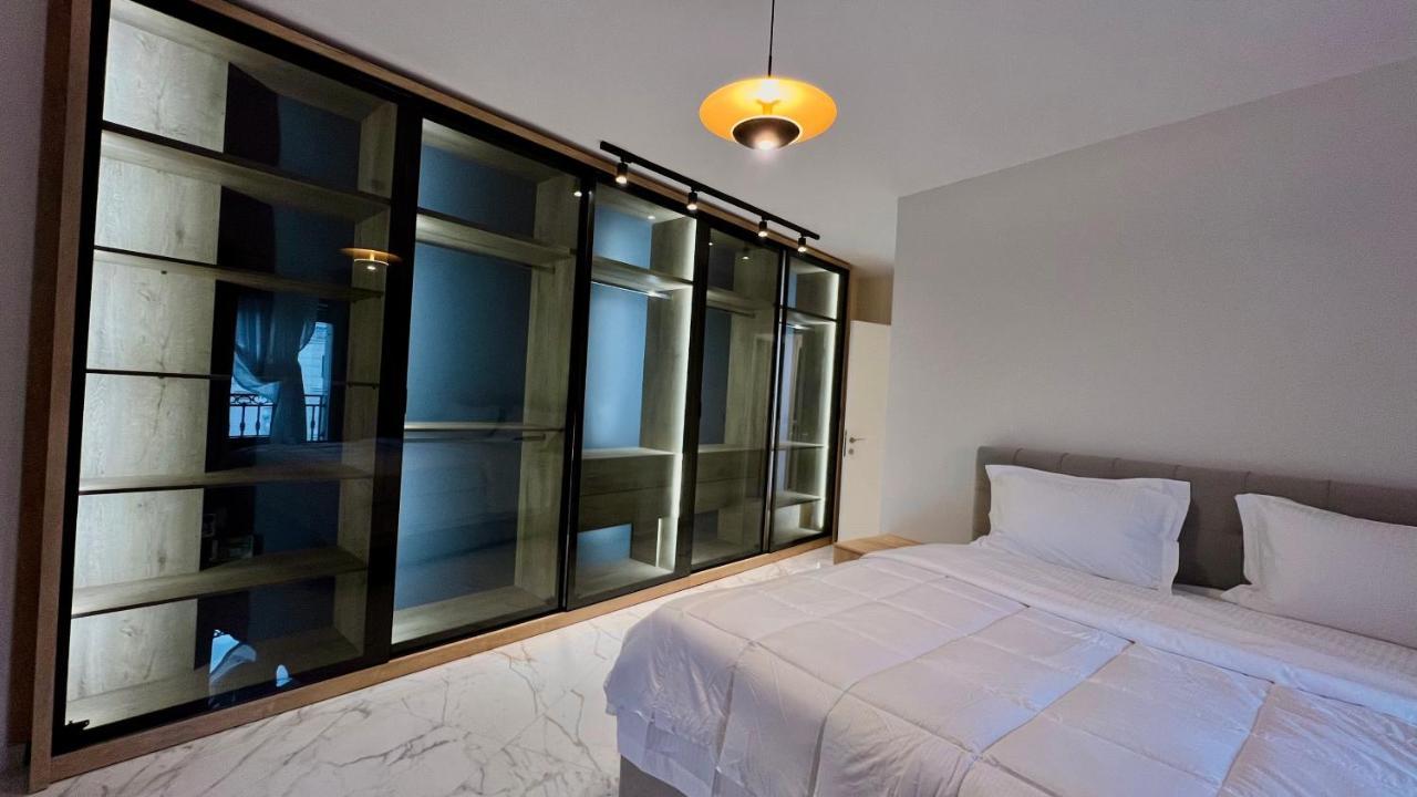 Zeus Tirana Suite Deluxe Eksteriør bilde